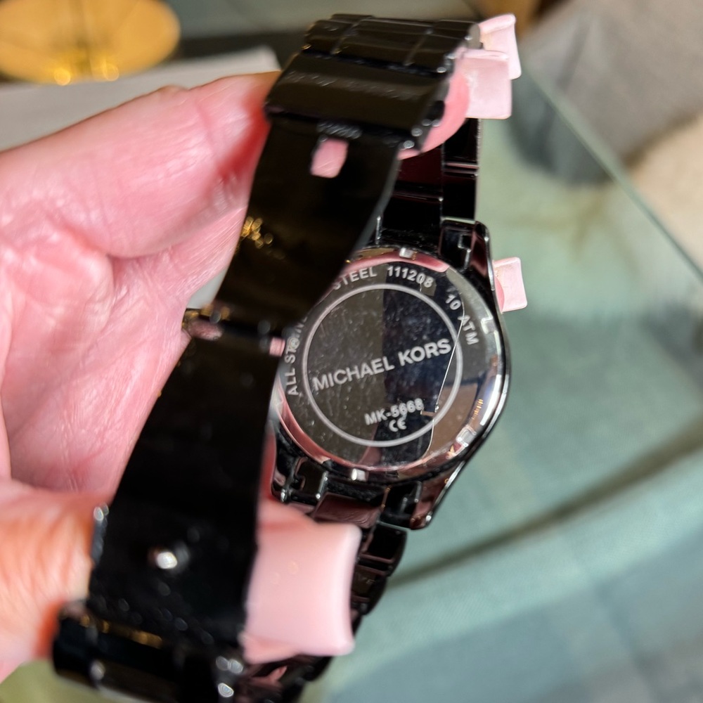 Michael Kors Layton Glitz Pave Dial Black Watch - Picture 10 of 10